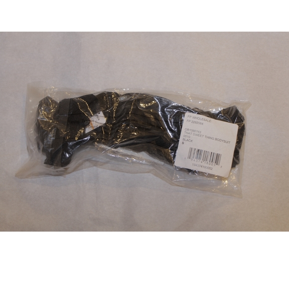 Free People That Sweet Thing Bodysuit in Black S - Picture 3 of 5